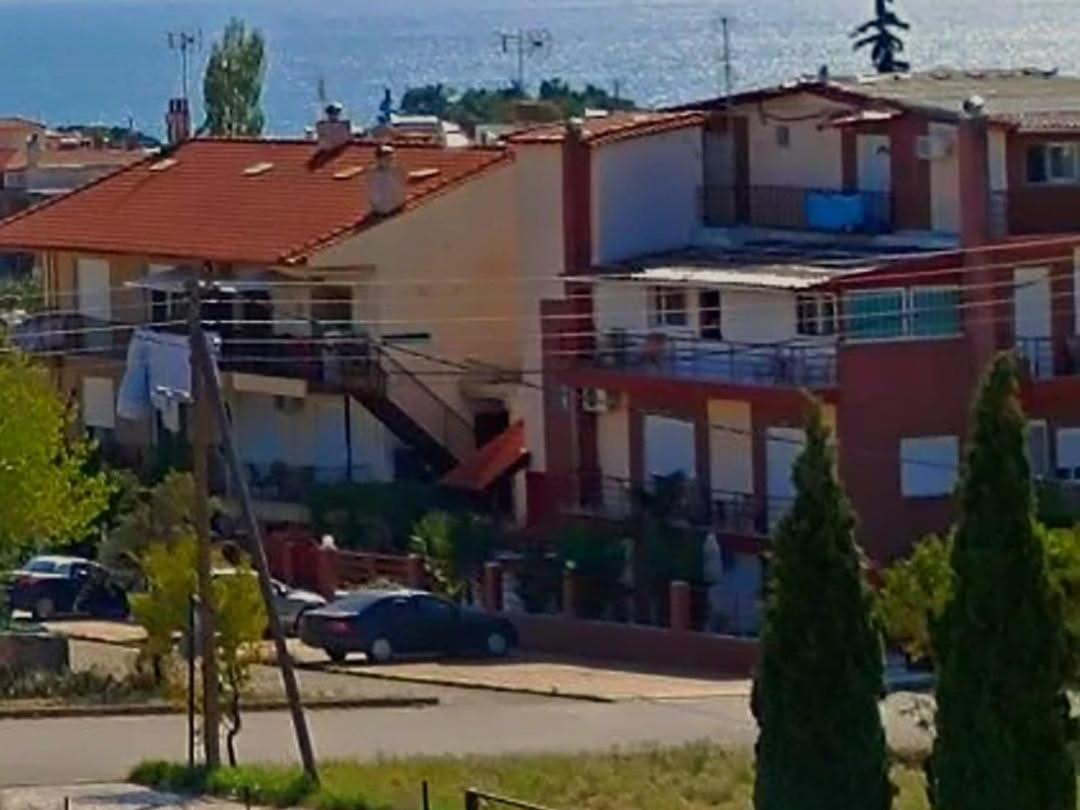 Blue Moon Accommodation Nea Michaniona Quarto foto